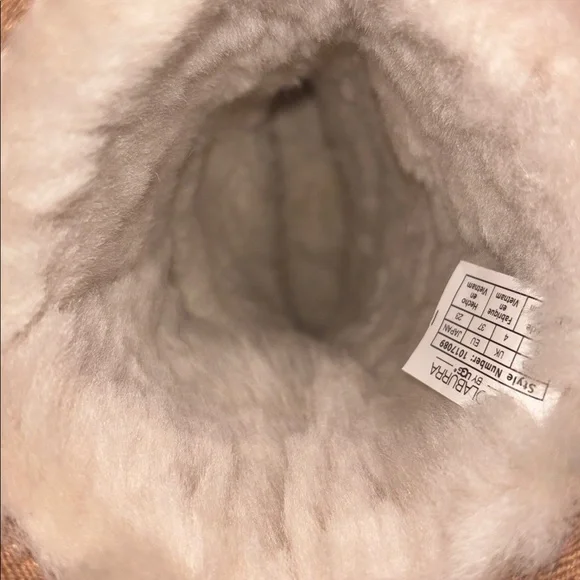 Women’s Koolaburra Chestnut Suede Boots - Picture 8 of 8